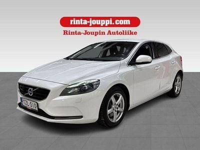 Valkoinen Käytetty 2014 Volvo V40 Momentum Viistoperä | 11 900 € (Hieman kallis)