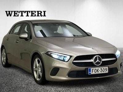 Käytetty Mercedes A200 Business 150 HP (110 kW) 2020 Harmaa Viistoperä