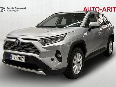 Käytetty Toyota RAV4 Hybrid Active 178 HP (130 kW) 2021 Hopea Katumaasturi