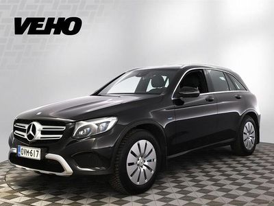 Musta Käytetty 2017 Mercedes GLC350 Business Katumaasturi | 23 400 € (Perustarjous)
