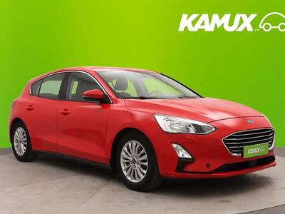 Käytetty Ford Focus Trend 101 HP (74 kW) 2018 Punainen Sedan