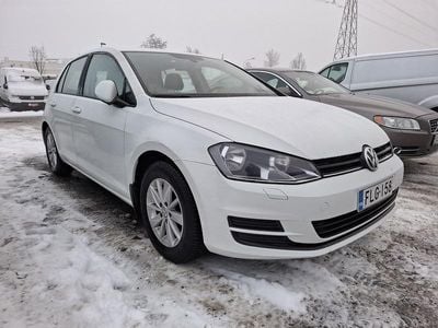 Valkoinen Käytetty 2013 VW Golf VII Comfortline Viistoperä | 11 900 € (Perustarjous)