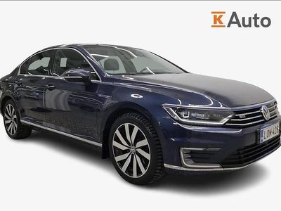 Käytetty VW Passat GTE 218 HP (160 kW) 2017 Sininen Sedan