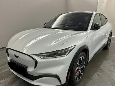 Käytetty Ford Mustang Mach-E 258 kW (351 HP) 2022 Katumaasturi