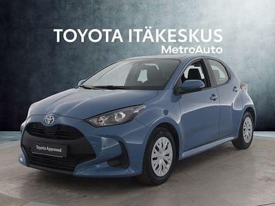 Sininen Käytetty 2021 Toyota Yaris Active Viistoperä | 18 990 € (Perustarjous)