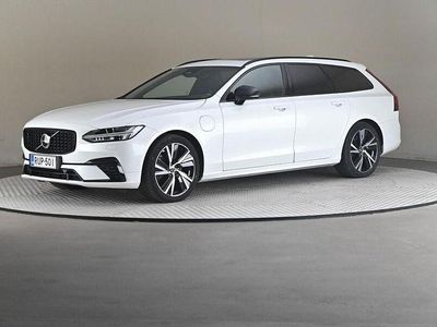 Käytetty 2022 Volvo V90 Business Edition Farmari | 35 900 € (Kallis)