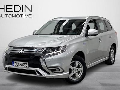 Hopea Käytetty 2018 Mitsubishi Outlander P-HEV Intense Katumaasturi | 15 250 € (Perustarjous)