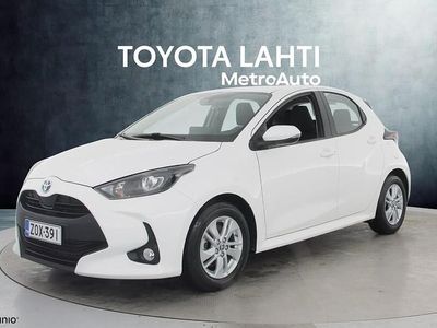 Käytetty 2023 Toyota Yaris Hybrid Active Viistoperä | 19 990 € (Perustarjous)