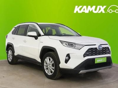 Käytetty Toyota RAV4 Hybrid Executive 178 HP (130 kW) 2021 Valkoinen Katumaasturi