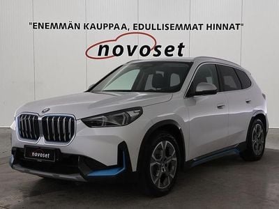 Valkoinen Käytetty 2023 BMW iX1 xLine Katumaasturi | 38 770 € (Perustarjous)