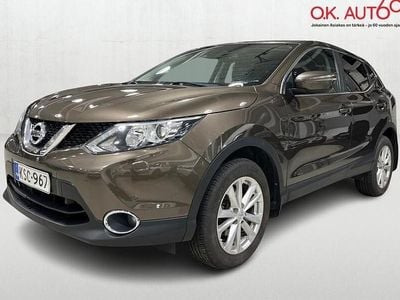 Käytetty Nissan Qashqai Acenta+ 116 HP (85 kW) 2016 Ruskea (beige) Katumaasturi