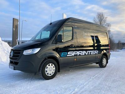 käytetty Mercedes Sprinter 312e FWD keskipitkä Worker (Täyssähkö)