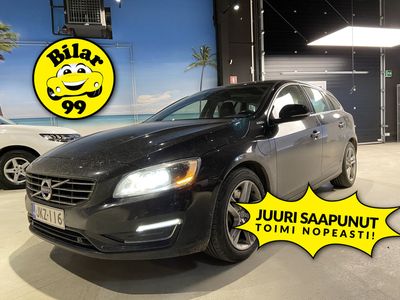 käytetty Volvo V60 D6 AWD Summum Plug-In Hybrid aut * Webasto / VOC / P-Kamera / Digimittaristo / Nahkapenkit / Navi / High.Perf Audio! * - *OSTA NYT, MAKSA HEINÄKUUSSA!* -