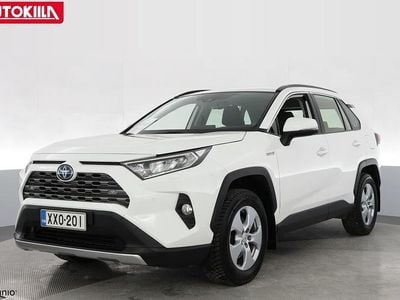 Käytetty Toyota RAV4 Hybrid Active 178 HP (130 kW) 2021 Valkoinen Katumaasturi