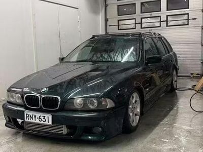 Käytetty 2002 BMW 530 Exclusive Farmari | 4 990 €