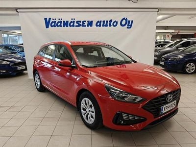 Käytetty Hyundai i30 120 HP (88 kW) 2022 Punainen Farmari
