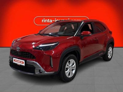 Käytetty 2023 Toyota Yaris Cross Plus Katumaasturi | 30 780 € (Perustarjous)