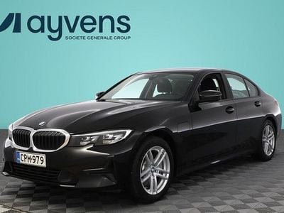 Musta Käytetty 2021 BMW 330e Sedan | 26 900 € (Hyvä tarjous)