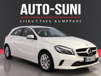 Valkoinen Käytetty 2017 Mercedes A180 Edition Viistoperä | 15 900 € (Perustarjous)