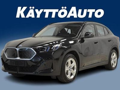Uusi BMW iX2 Comfort Edition 200 kW (272 HP) 2025 Saphir schwarz Katumaasturi