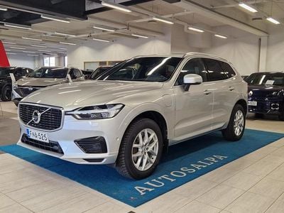 Käytetty 2018 Volvo XC60 R-Design Katumaasturi | 23 900 €