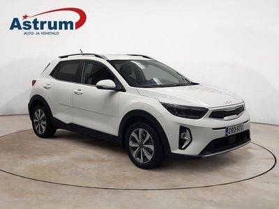 Valkoinen Käytetty 2024 Kia Stonic EX Katumaasturi | 26 900 € (Kallis)
