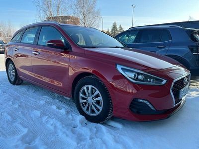 Käytetty Hyundai i30 Comfort 140 HP (102 kW) 2019 Punainen Farmari