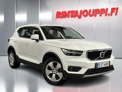Valkoinen Käytetty 2021 Volvo XC40 Momentum Katumaasturi | 26 230 € (Perustarjous)