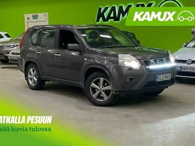 Käytetty Nissan X-Trail SE 150 HP (110 kW) 2011 Hopea / harmaa Katumaasturi