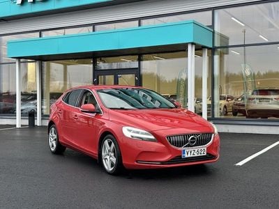 Käytetty 2017 Volvo V40 Business Edition Viistoperä | 12 790 € (Perustarjous)