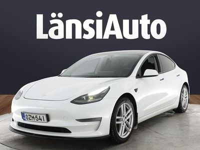 Käytetty Tesla Model 3 258 kW (351 HP) 2021 Valkoinen Sedan