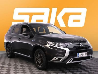 Käytetty Mitsubishi Outlander P-HEV Instyle 135 HP (99 kW) 2020 Katumaasturi
