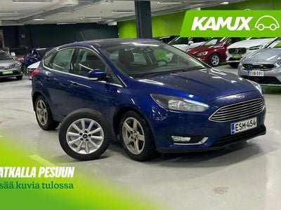 Deep impact blue (metallic) Käytetty 2017 Ford Focus Titanium Sedan | 6 890 € (Supertarjous)