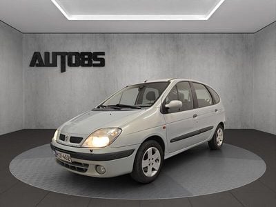 Käytetty Renault Scénic 107 HP (78 kW) 2002 Tila-auto