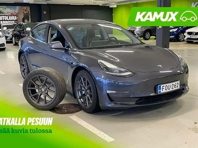Käytetty Tesla Model 3 Long Range AWD 324 kW (441 HP) 2021 Hopea / harmaa Sedan