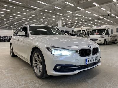 käytetty BMW 320 TwinPower Turbo A Limited xDrive Edition F31 Touring Sport - 3kk lyhennysvapaa - Adapt. Vakionopeudensäädin, Navi, Vetokoukku, Urheiluistuimet, Led-ajovalot - Ilmainen kotiintoimitus! - J. autoturva