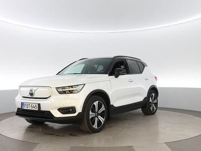 Valkoinen Käytetty 2022 Volvo XC40 Business Edition Katumaasturi | 38 490 € (Kallis)