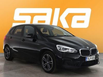 käytetty BMW 225 Active Tourer F45 225xe A Charged Edition Plus Sport ** 1-Om. Suomiauto / Panorama / Hifi / Sporttipenkit / P. Kamera **