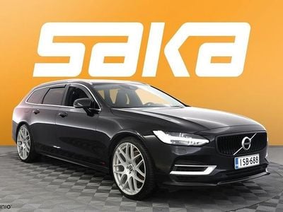 Käytetty Volvo V90 Momentum 392 HP (288 kW) 2020 Farmari