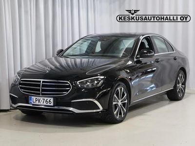 Käytetty Mercedes E300 Avantgarde 211 HP (155 kW) 2021 Musta Sedan
