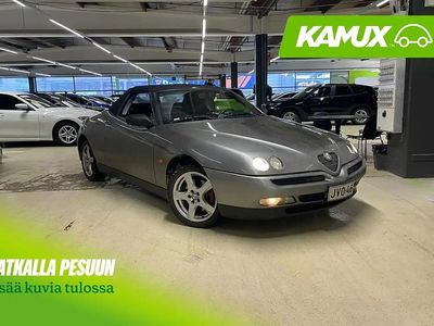 Hopea / harmaa Käytetty 1997 Alfa Romeo Spider Avoauto | 9 900 €