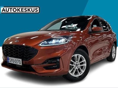Oranssi Käytetty 2021 Ford Kuga ST-Line X Katumaasturi | 21 900 € (Perustarjous)