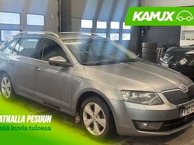 Käytetty Skoda Octavia 140 HP (102 kW) 2013 Hopea / harmaa Farmari