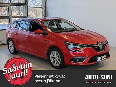 Punainen Käytetty 2020 Renault Mégane GrandTour Zen Farmari | 14 700 € (Perustarjous)