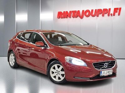 Punainen Käytetty 2012 Volvo V40 Momentum Viistoperä | 5 400 € (Kallis)