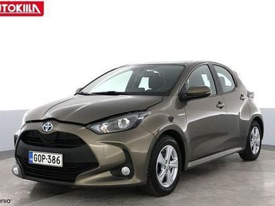 Käytetty Toyota Yaris Active 114 HP (83 kW) 2021 Ruskea (beige) Viistoperä