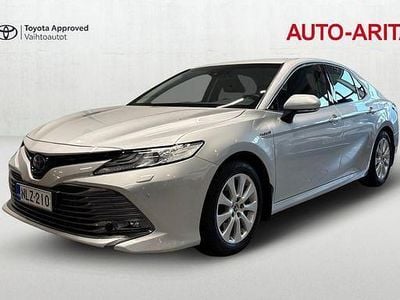 Käytetty Toyota Camry Style 218 HP (160 kW) 2020 Hopea Sedan