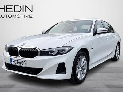Käytetty 2023 BMW 330e Sedan | 35 400 € (Hieman kallis)