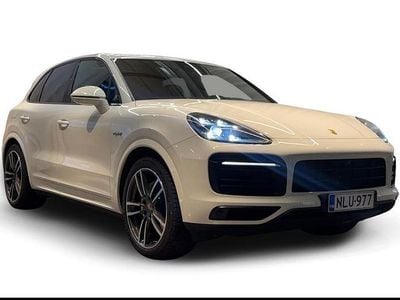 Käytetty Porsche Cayenne 340 HP (250 kW) 2020 Valkoinen Katumaasturi