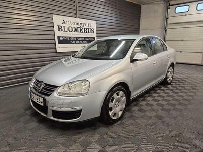 Käytetty 2005 VW Jetta Trendline Sedan | 1 990 €